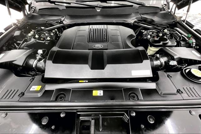 Photo of 2021 Santorini Black Land Rover Range Rover