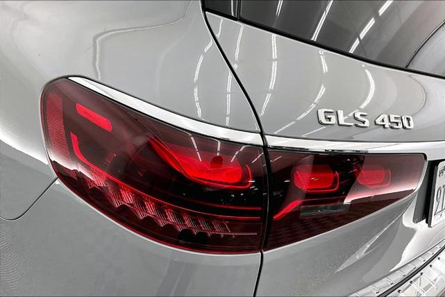 Photo of 2025 Gray Mercedes-Benz GLS 450