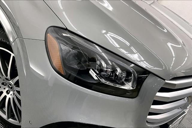 Photo of 2025 Gray Mercedes-Benz GLS 450
