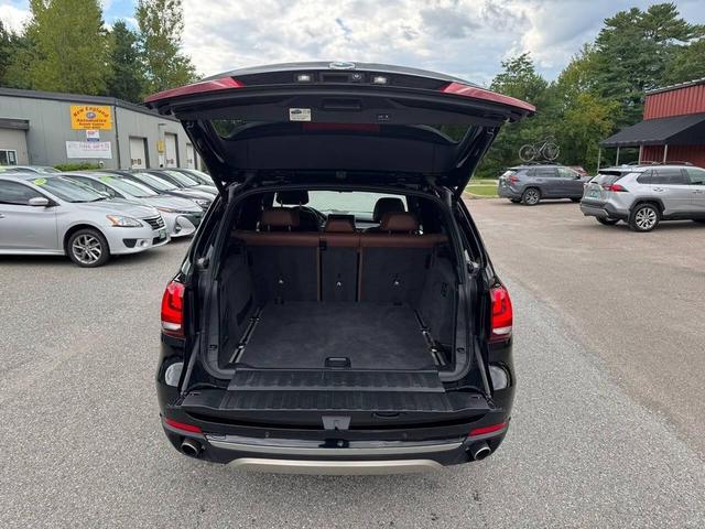 Photo of 2017 Black Sapphire Metallic BMW X5