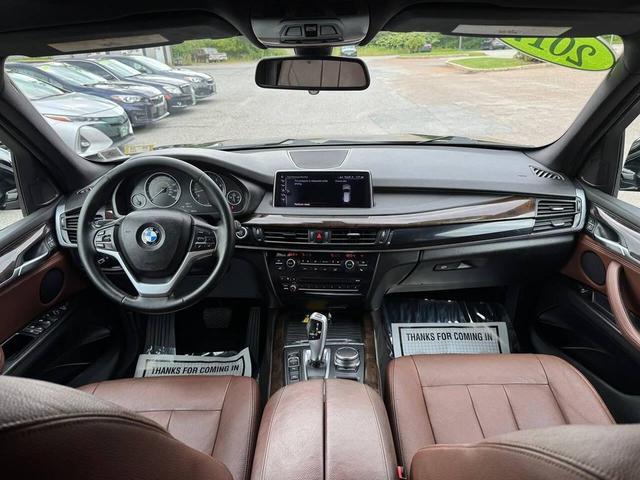 Photo of 2017 Black Sapphire Metallic BMW X5