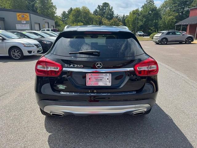 Photo of 2016 Cosmos Black Metallic Mercedes-Benz GLA-Class