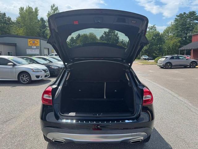Photo of 2016 Cosmos Black Metallic Mercedes-Benz GLA-Class