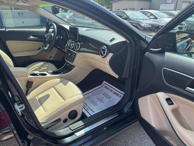 Photo of 2016 Cosmos Black Metallic Mercedes-Benz GLA-Class