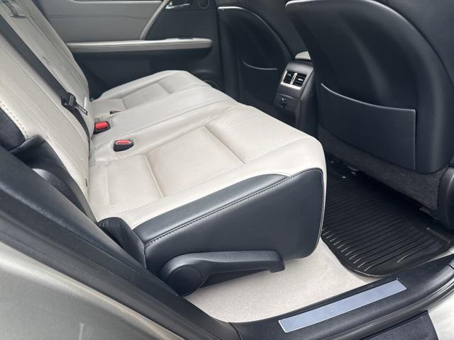Photo of 2018 Atomic Silver Lexus RX 450h