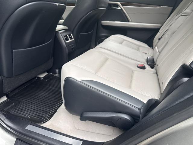 Photo of 2018 Atomic Silver Lexus RX 450h