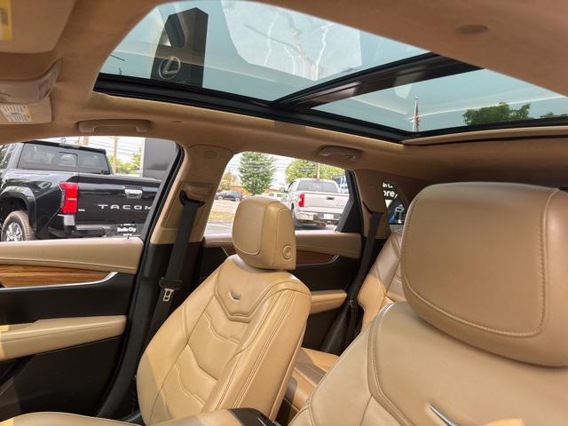Photo of 2018 Harbor Blue Metallic Cadillac XT5