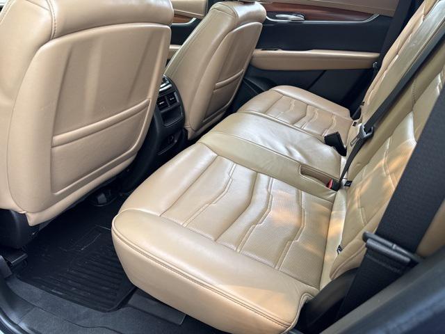 Photo of 2018 Harbor Blue Metallic Cadillac XT5