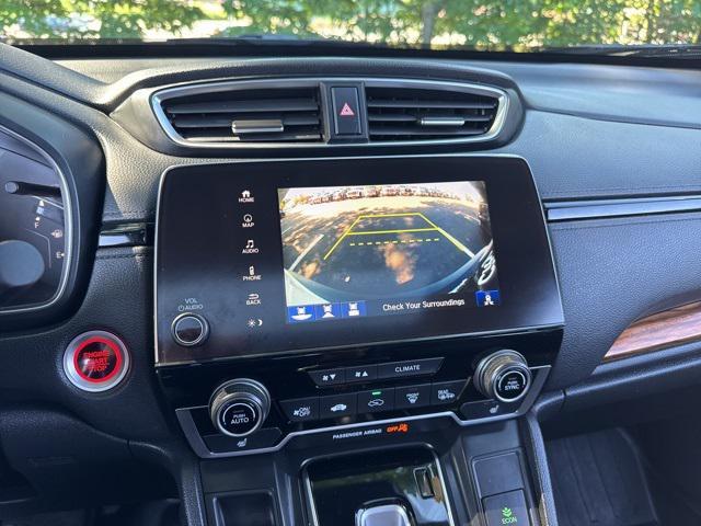 Photo of 2018 White Diamond Pearl Honda CR-V