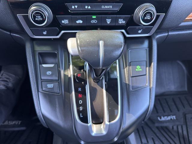 Photo of 2018 White Diamond Pearl Honda CR-V