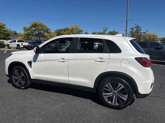 Photo of 2020 Pearl White Mitsubishi Outlander Sport