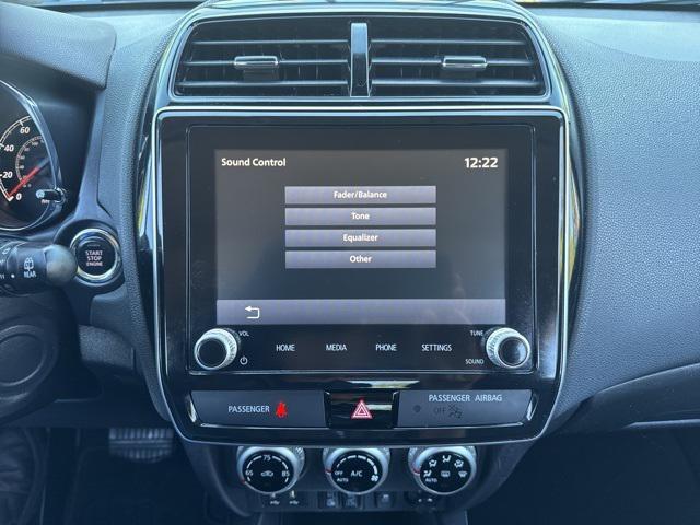 Photo of 2020 Pearl White Mitsubishi Outlander Sport
