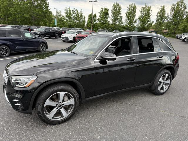 Photo of 2020 Black Mercedes-Benz GLC 300