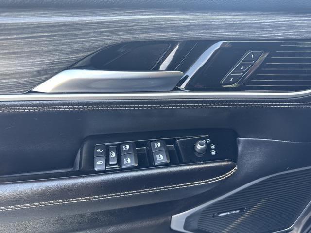 Photo of 2024 Baltic Gray Metallic Clearcoat Jeep Wagoneer