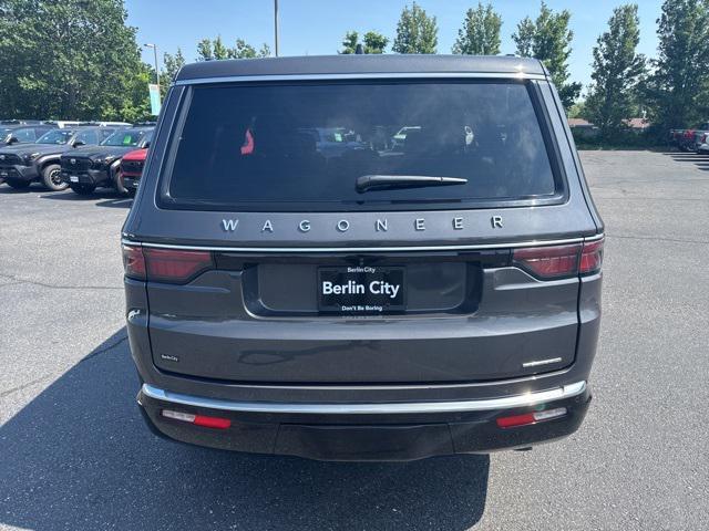 Photo of 2024 Baltic Gray Metallic Clearcoat Jeep Wagoneer