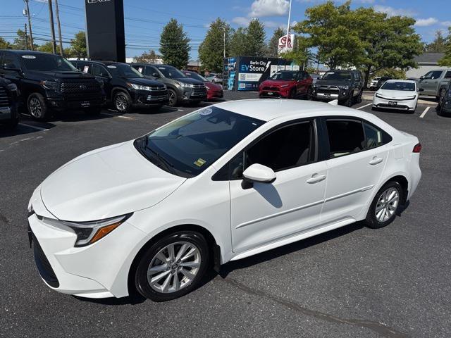 Photo of 2023 Ice Cap Toyota Corolla Hybrid