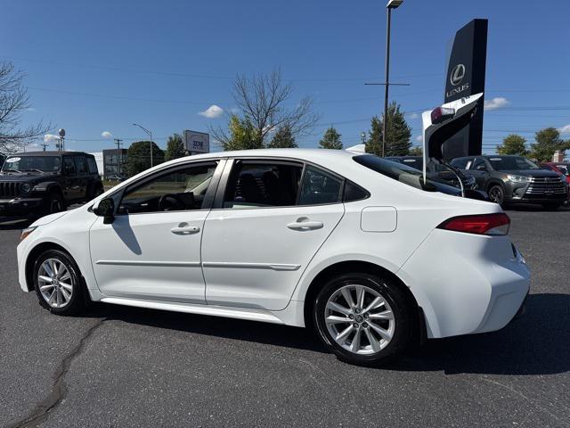 Photo of 2023 Ice Cap Toyota Corolla Hybrid