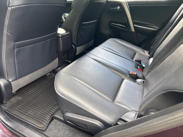 Photo of 2018 Black Currant Metallic Toyota RAV4