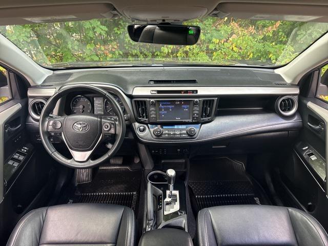 Photo of 2018 Black Currant Metallic Toyota RAV4