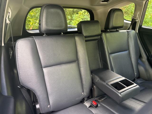 Photo of 2018 Black Currant Metallic Toyota RAV4