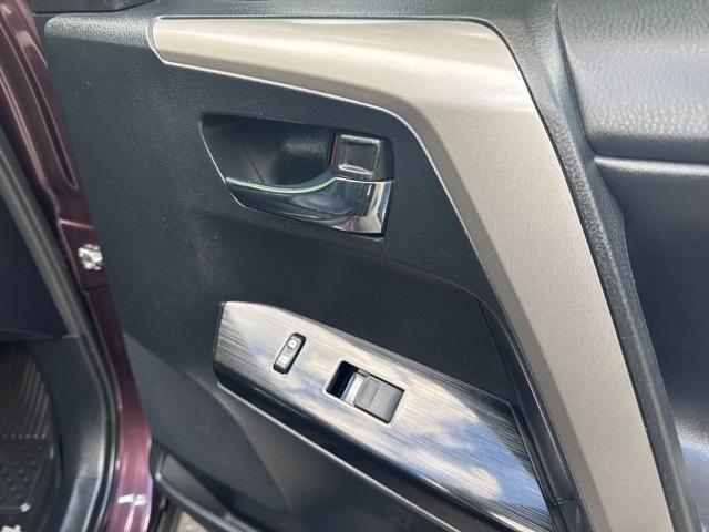 Photo of 2018 Black Currant Metallic Toyota RAV4