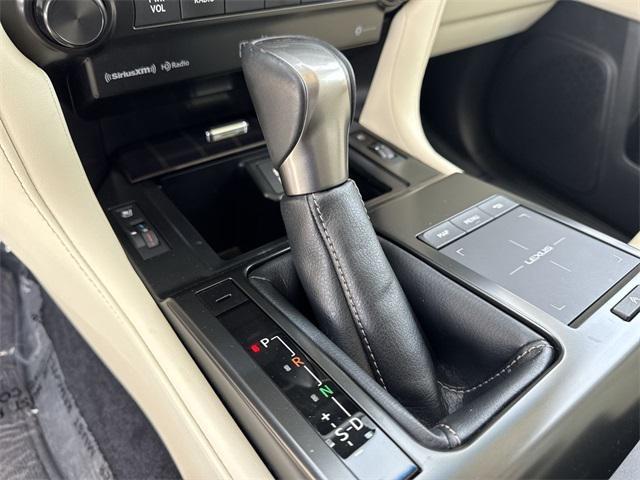 Photo of 2022 Atomic Silver Lexus GX 460