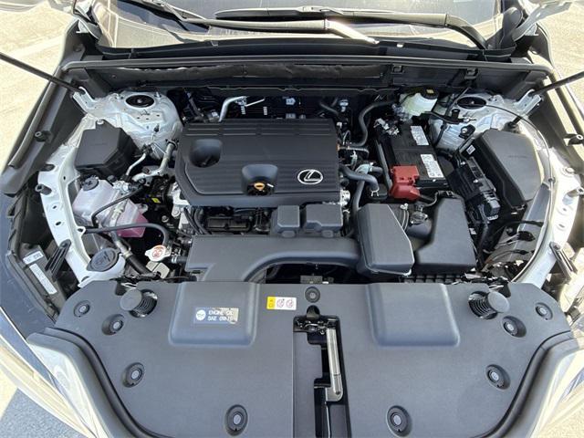 Photo of 2025 Eminent White Pearl Lexus NX 250