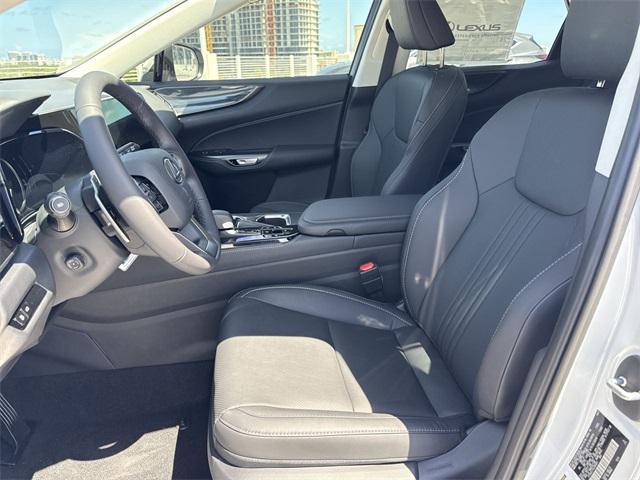 Photo of 2025 Eminent White Pearl Lexus NX 350