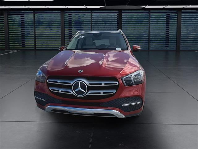 Photo of 2022 MANUFAKTUR Cardinal Red Metallic Mercedes-Benz GLE 350