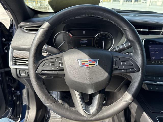 Photo of 2019 Twilight Blue Metallic Cadillac XT4