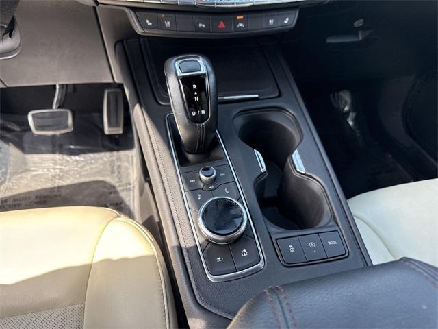 Photo of 2019 Twilight Blue Metallic Cadillac XT4