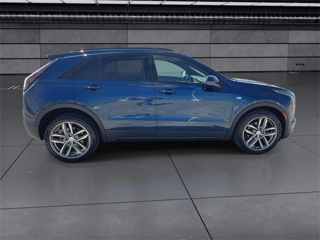 Photo of 2019 Twilight Blue Metallic Cadillac XT4