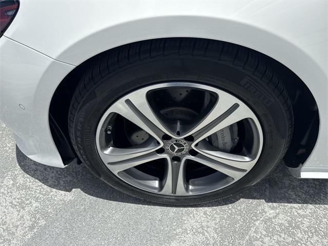 Photo of 2018 Polar White Mercedes-Benz E-Class