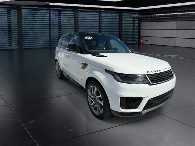 Photo of 2019 Fuji White Land Rover Range Rover Sport