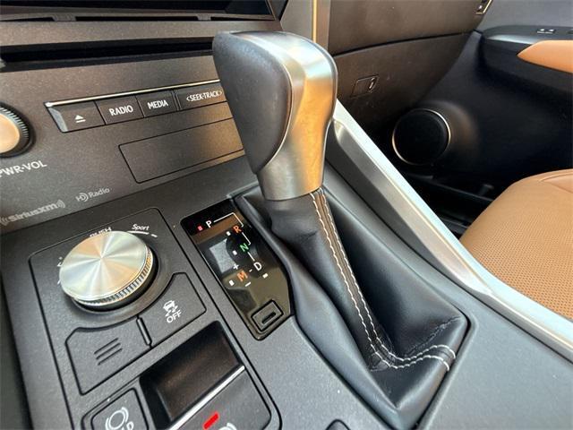 Photo of 2021 Eminent White Pearl Lexus NX 300