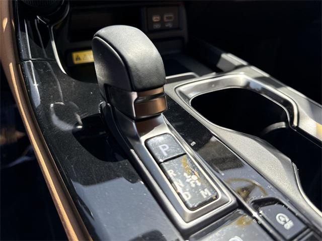 Photo of 2023 Nori Green Pearl Lexus NX 350