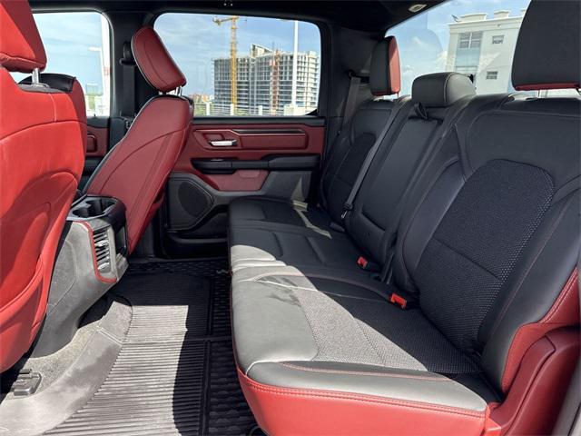 Photo of 2024 Diamond Black Crystal Pearlcoat RAM 1500