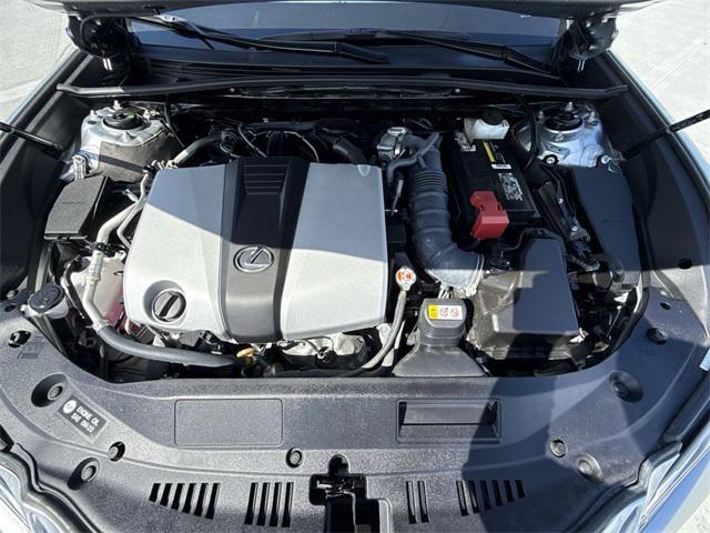 Photo of 2024 Iridium Lexus ES 350