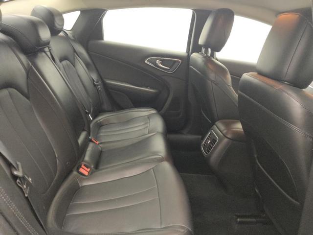 Photo of 2015 Black Chrysler 200