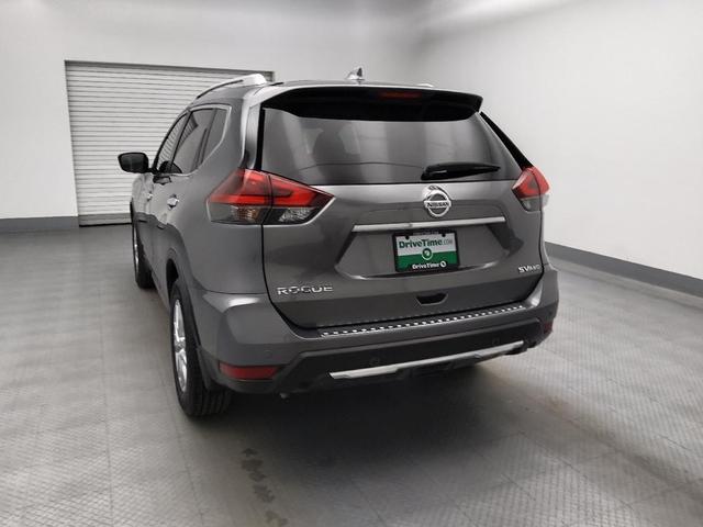 Photo of 2019 Gun Metallic Nissan Rogue