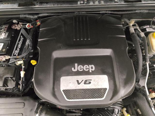 Photo of 2016 Black Clearcoat Jeep Wrangler Unlimited