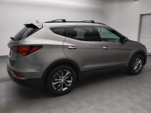 Photo of 2017 Mineral Gray Hyundai Santa Fe Sport