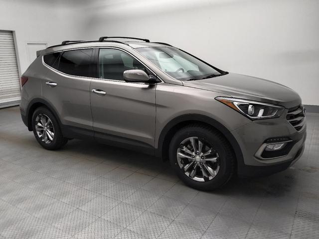 Photo of 2017 Mineral Gray Hyundai Santa Fe Sport