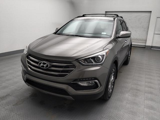 Photo of 2017 Mineral Gray Hyundai Santa Fe Sport