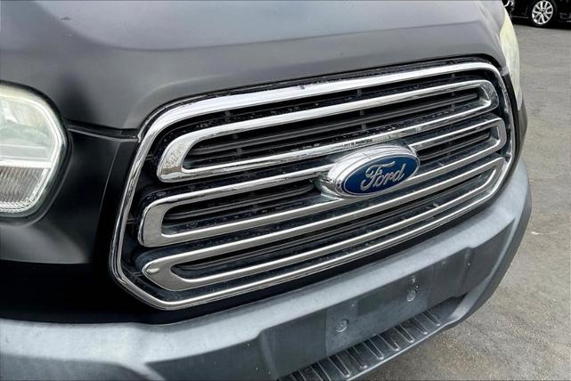 Photo of 2016 Oxford White Ford Transit-250