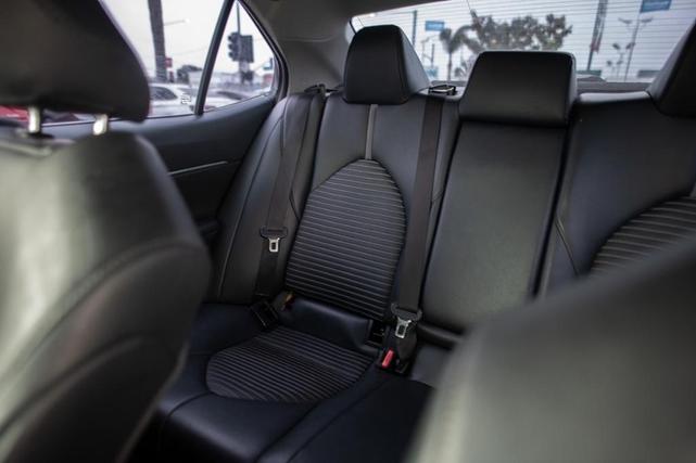 Photo of 2018 Ruby Flare Pearl Toyota Camry
