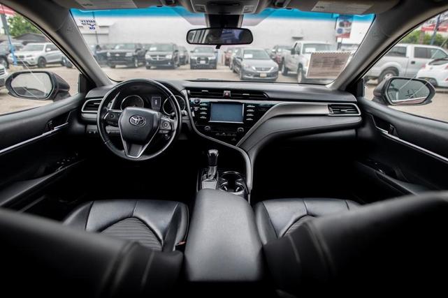 Photo of 2018 Ruby Flare Pearl Toyota Camry