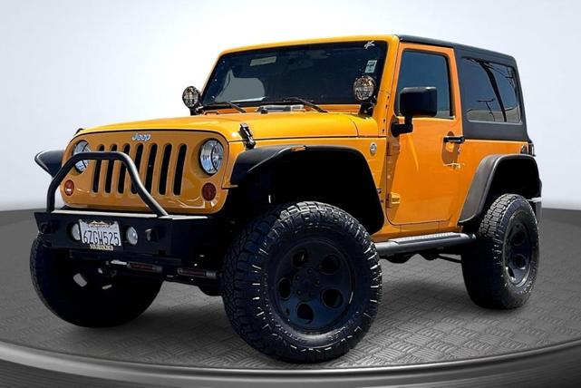 Photo of 2013 Dozer Jeep Wrangler