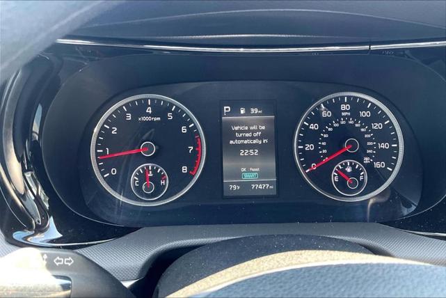 Photo of 2022 Glacial White Pearl Kia K5