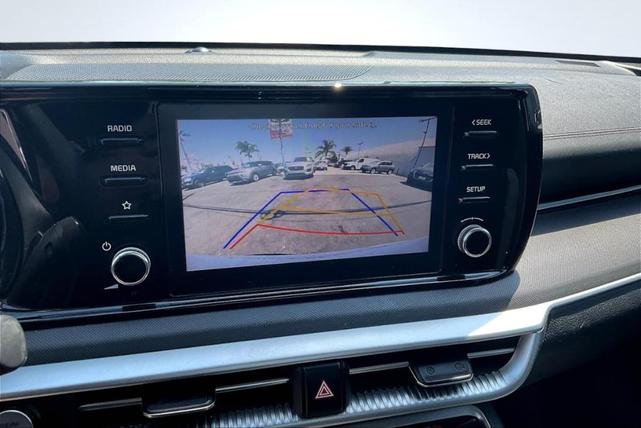 Photo of 2022 Glacial White Pearl Kia K5